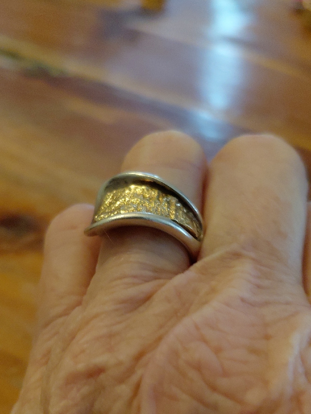 EUC Sundance "GOLD RUSH" RING SIZE 5 - Picture 4 of 4